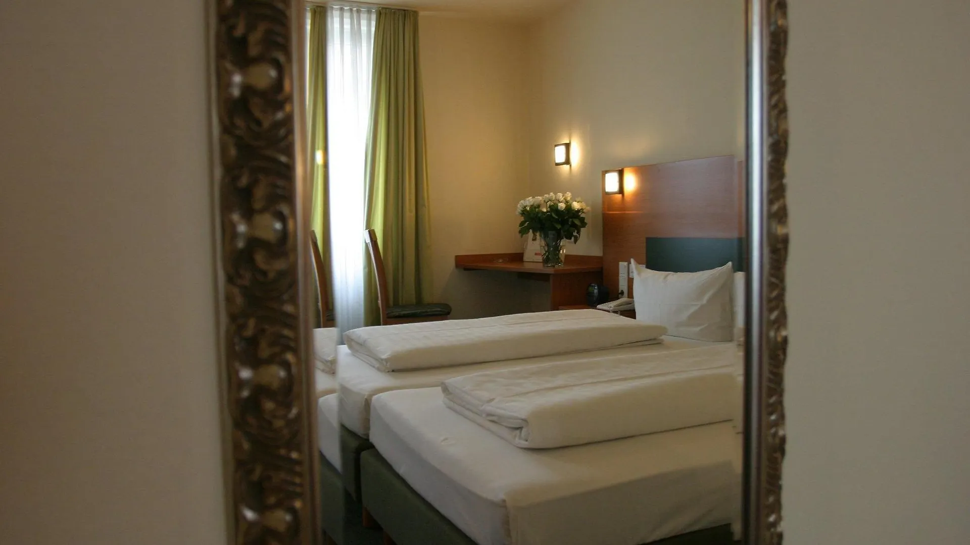 Memphis Hotel Francoforte sul Meno 4*,  Germania